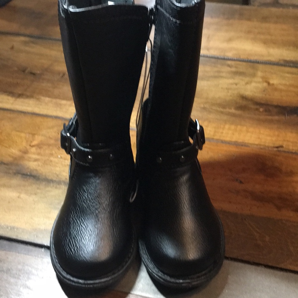 Brand new no tags little girl’s boots